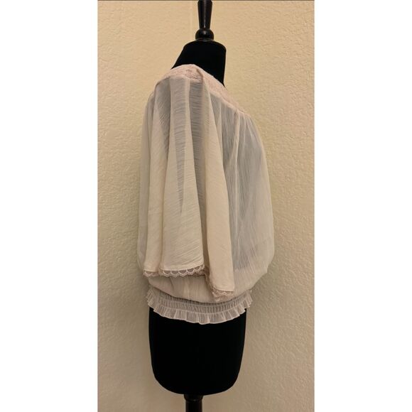 Charlotte Russe Sheer Cream Lace Trim Pearl Buttons Blouse - Sz M - Picture 5 of 12